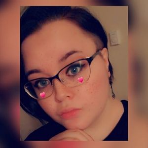 Meet your Posher, Katelyn